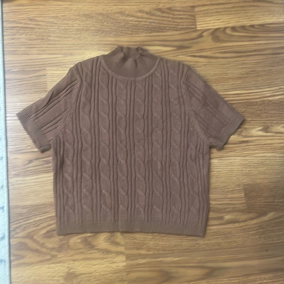Sweaters - Amazon Essentials Cropped Brown Sweater NWOT